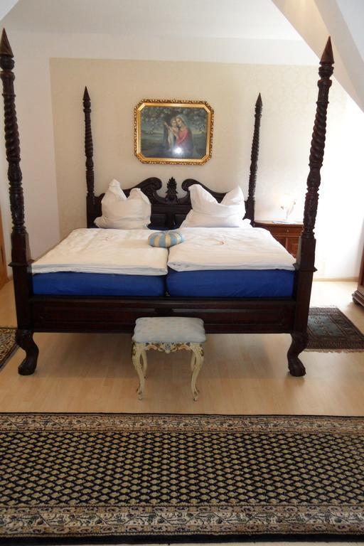 Villa Biso Solingen Room photo
