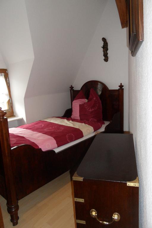 Villa Biso Solingen Room photo